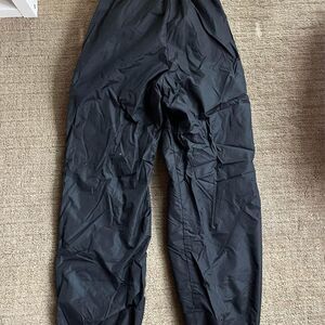 Women’s Columbia Full Side-Zip Black Vintage 90s style Snowpants size M